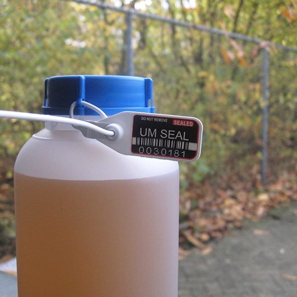 Einsatz an der Probenflasche